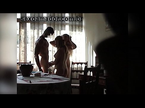 ❤️ Сэкс-сябры запрашаюць мужчыну-гіганта і ўтрох з ім ❤️❌ Рускае порна на be.teencumpot.ru ️❤